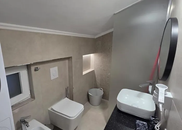 Brand New Modern Apartment, 2 Bedrooms And 2 Bathrooms * ティラナ