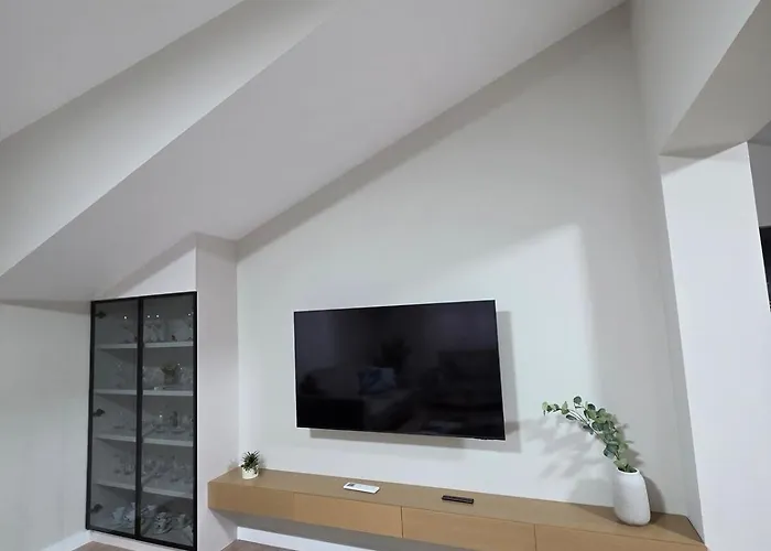 Brand New Modern Apartment, 2 Bedrooms And 2 Bathrooms Apartment Tirana