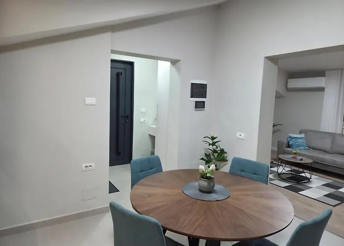 Apartmán Brand New Modern Apartment, 2 Bedrooms And 2 Bathrooms Tirana